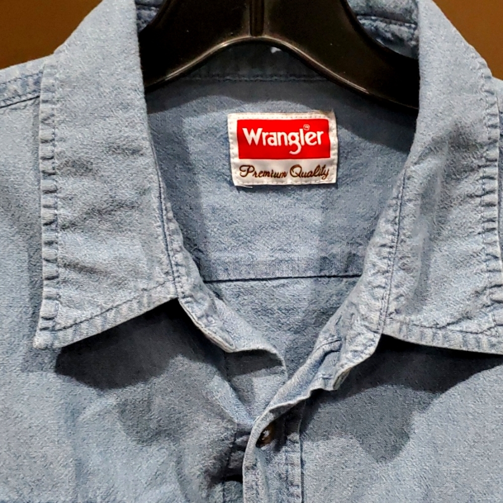 Wrangler Men's Size Large Denim Blue Rodeo Western Button Up Shirt